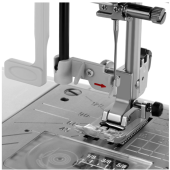Janome-3160-needle-threader