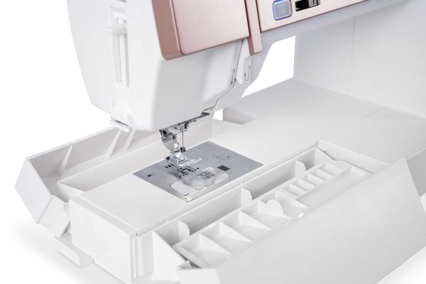 MC9410QC-Detail-StorageTrays MC9410QC-Detail-StorageTrays